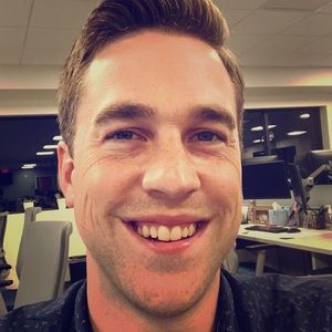 Meet your Posher, Dennis